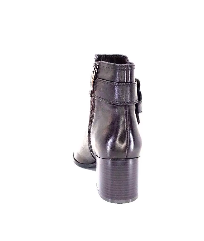 Regarde Le Ciel Taylor Cuir Marron Castagno-Femme Bottines